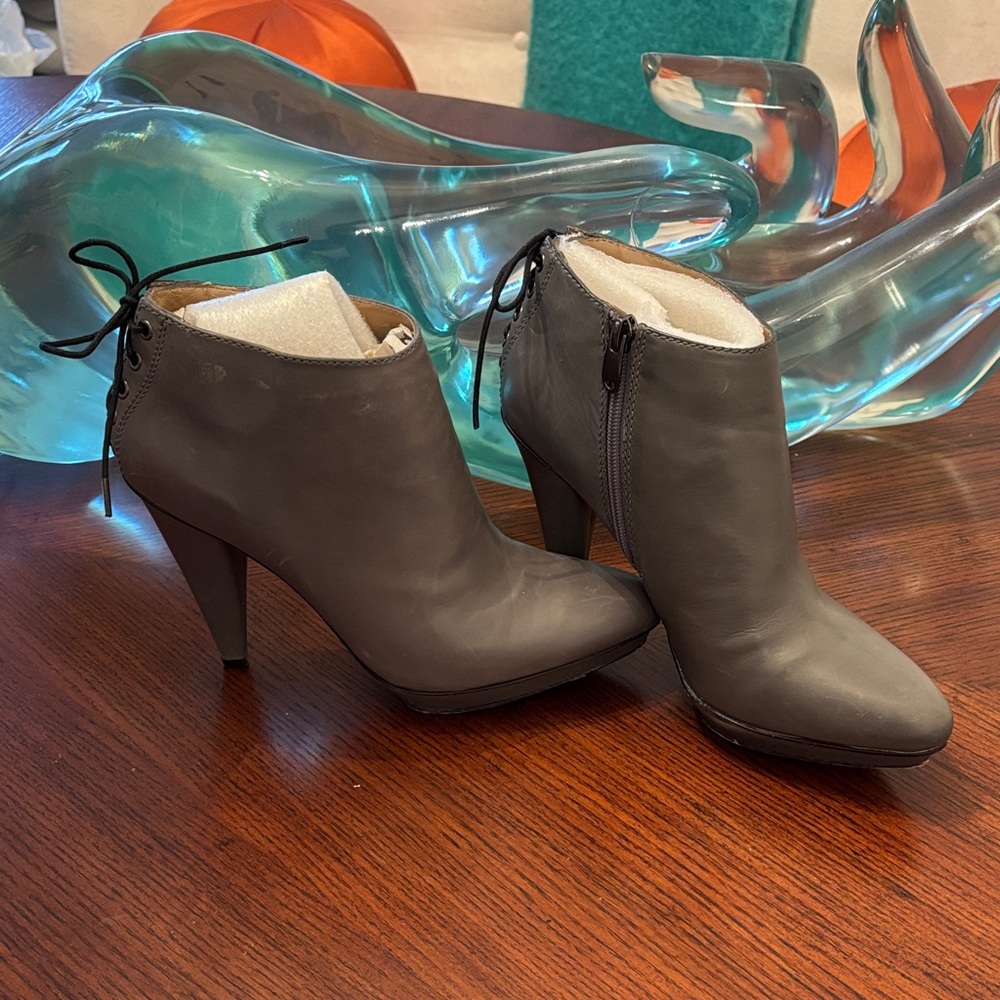 Joan & David Charcoal Grey Leather Heeled Boots